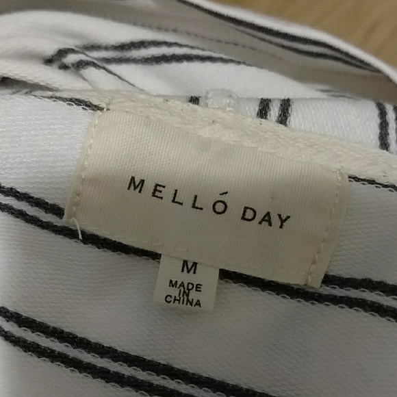 Striped hooded coverup - Picture 6 of 6